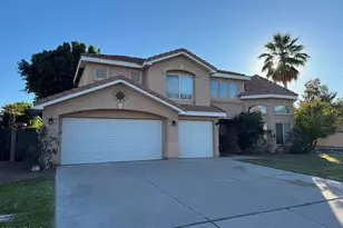 955 W Cooley Dr, Gilbert, AZ 85233 - Photo 2