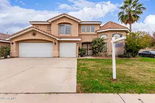 955 W Cooley Dr, Gilbert, AZ 85233 - Photo 1