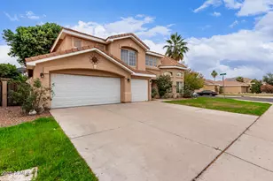 955 W Cooley Dr, Gilbert, AZ 85233 - Photo 2