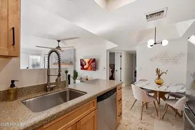 1820 E Morten Avenue #117, Phoenix, AZ 85020 - Photo 14