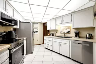 13642 N 109th Ave, Sun City, AZ 85351 - Photo 8