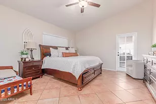 10951 W Ivory Ln, Avondale, AZ 85392 - Photo 12