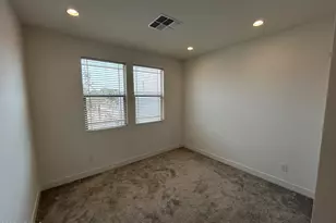 11806 N Loma Linda St, Surprise, AZ 85388 - Photo 8