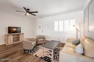 721 E Montebello Ave, Phoenix, AZ 85014 - Photo 2