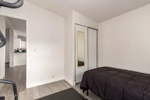 19401 N 7th St, Phoenix, AZ 85024 - Photo 26