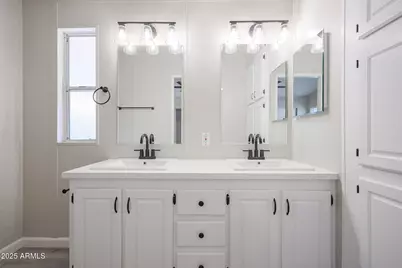 8301 N 103rd Avenue #206, Peoria, AZ 85345 - Photo 18