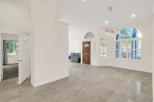 14841 North 42nd Pl, Phoenix, AZ 85032 - Photo 8