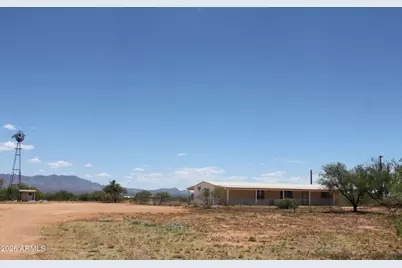 6229 S Natoma Trail, Hereford, AZ 85615 - Photo 1