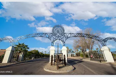 7423 W Cavalier Drive, Glendale, AZ 85303 - Photo 28