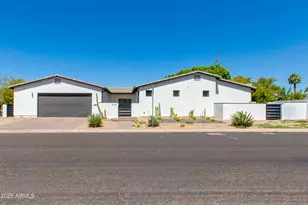 4110 N 47th St, Phoenix, AZ 85018 - Photo 1