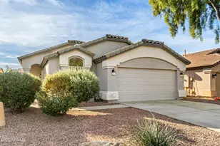 911 E Lovegrass Dr, San Tan Valley, AZ 85143 - Photo 2