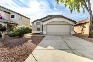 911 E Lovegrass Dr, San Tan Valley, AZ 85143 - Photo 1