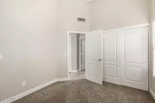 911 E Lovegrass Dr, San Tan Valley, AZ 85143 - Photo 14