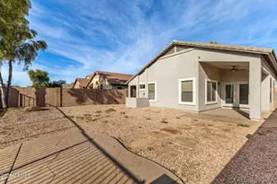 911 E Lovegrass Dr, San Tan Valley, AZ 85143 - Photo 22