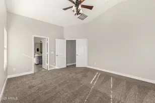 911 E Lovegrass Dr, San Tan Valley, AZ 85143 - Photo 10