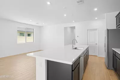 7442 W Rose Lane, Glendale, AZ 85303 - Photo 10