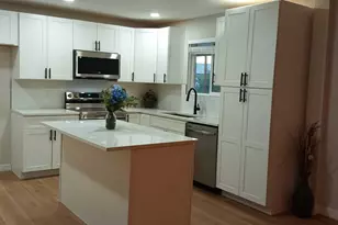 8539 N 30th Dr, Phoenix, AZ 85051 - Photo 2