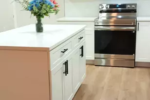 8539 N 30th Dr, Phoenix, AZ 85051 - Photo 2