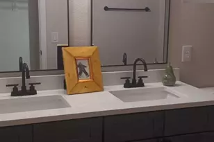 8539 N 30th Dr, Phoenix, AZ 85051 - Photo 6