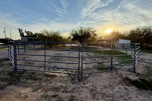 11812 S 212th Ave, Buckeye, AZ 85326 - Photo 10