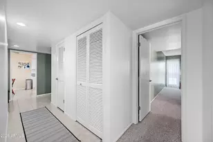 16869 N Meadow Park Dr, Sun City, AZ 85351 - Photo 18