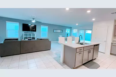 8416 W Agora Lane, Tolleson, AZ 85353 - Photo 6