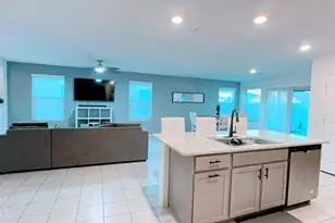 8416 W Agora Ln, Tolleson, AZ 85353 - Photo 4