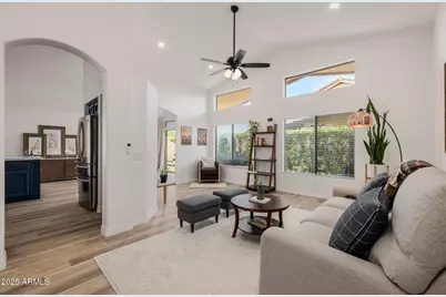 14814 W Piccadilly Road, Goodyear, AZ 85395 - Photo 10