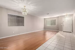 3822 W Fallen Leaf Ln, Glendale, AZ 85310 - Photo 6