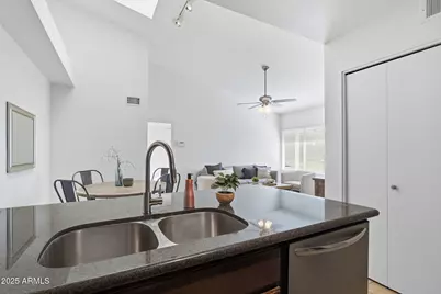 4446 E Carter Drive, Phoenix, AZ 85042 - Photo 12