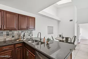 4446 E Carter Dr, Phoenix, AZ 85042 - Photo 10