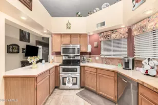 17056 N Zuni Trail, Surprise, AZ 85374 - Photo 10