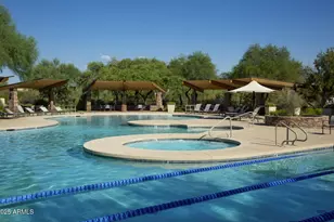 3935 E Rough Rider Rd, Phoenix, AZ 85050 - Photo 32