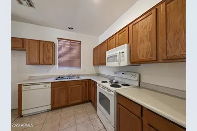 5794 W Golden Lane, Glendale, AZ 85302 - Photo 22