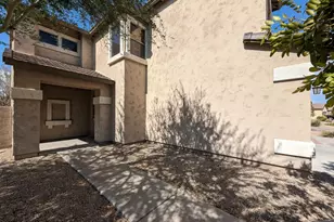 5794 W Golden Ln, Glendale, AZ 85302 - Photo 6