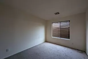 5794 W Golden Ln, Glendale, AZ 85302 - Photo 48