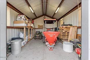 327 E Quarterhorse Ln E, Camp Verde, AZ 86322 - Photo 44