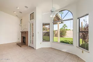 319 N Corrine Dr, Gilbert, AZ 85234 - Photo 14