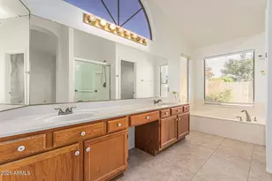 319 N Corrine Dr, Gilbert, AZ 85234 - Photo 18