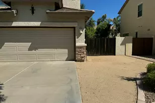 164 W Goldfinch Way, Chandler, AZ 85286 - Photo 2