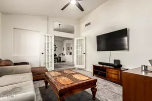 650 S Bay Dr, Gilbert, AZ 85233 - Photo 30