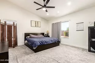 650 S Bay Dr, Gilbert, AZ 85233 - Photo 14