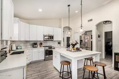 650 S Bay Drive, Gilbert, AZ 85233 - Photo 4