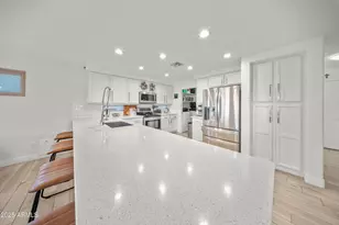 1042 W Bruce Ave, Gilbert, AZ 85233 - Photo 2