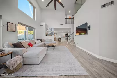 1042 W Bruce Avenue, Gilbert, AZ 85233 - Photo 10