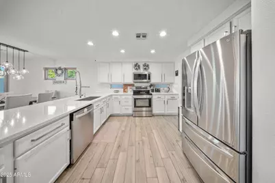 1042 W Bruce Avenue, Gilbert, AZ 85233 - Photo 32