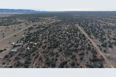 58805 N Valle Lane #4944, Seligman, AZ 86337 - Photo 14