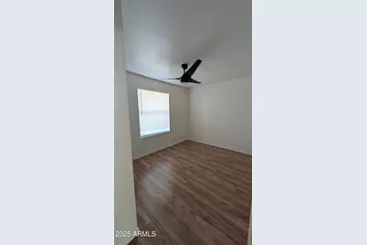 8425 W Alice Avenue, Peoria, AZ 85345 - Photo 10