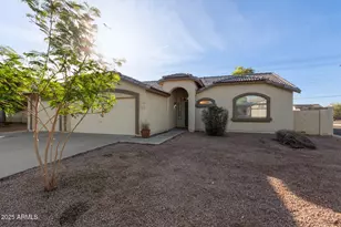 7927 E Caballero St, Mesa, AZ 85207 - Photo 2