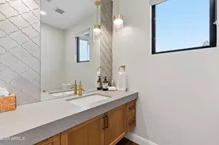 4601 N Royal View Dr, Phoenix, AZ 85018 - Photo 24